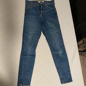 2 pairs of jeans (different styles)